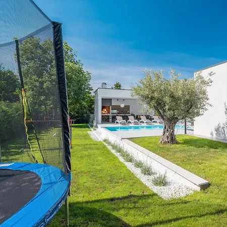 5 Bedroom In * Sivati
