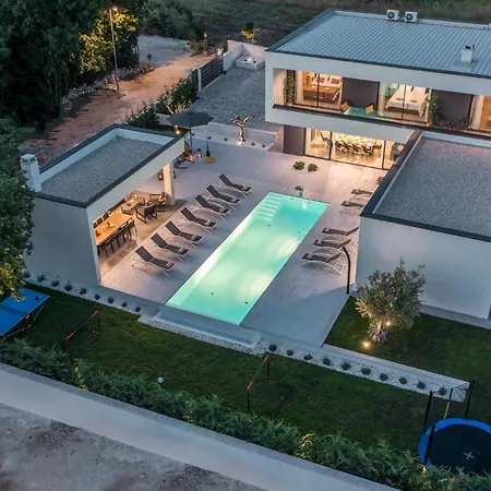 5 Bedroom In Feriehus Sivati